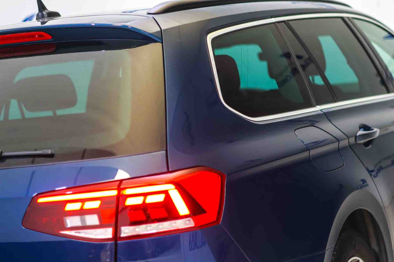 Volkswagen Passat Variant Executive 1.5 TSI 110kW DSG - Foto 23