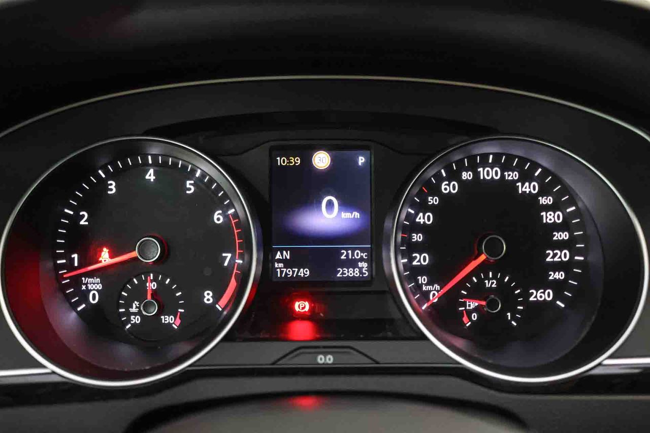 Volkswagen Passat Variant Executive 1.5 TSI 110kW DSG - Foto 40