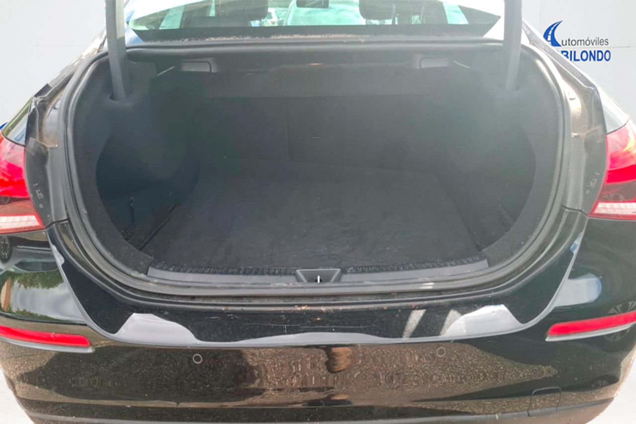 Mercedes Clase A Sedán A 180 - Foto 9