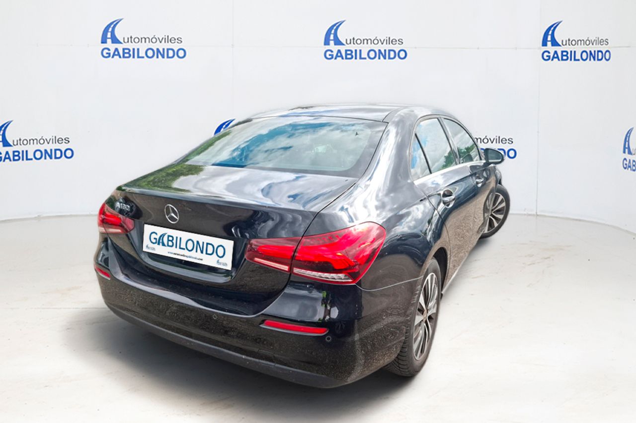 Mercedes Clase A Sedán A 180 - Foto 3