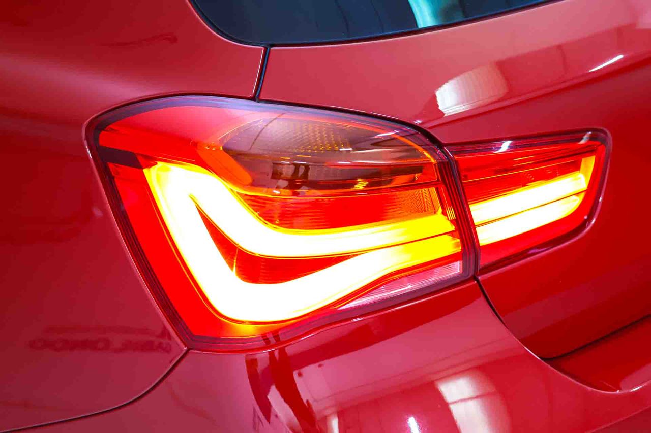 BMW Serie 1 116d **Techo solar** - Foto 16