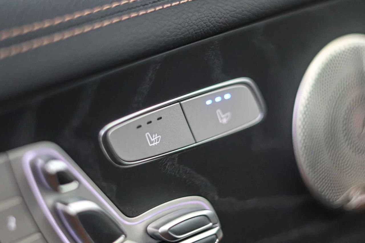 Mercedes Clase E E 220 d Coupé AMG Line **Techo solar** - Foto 35