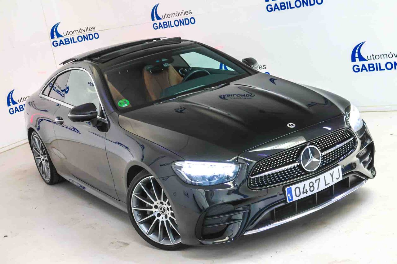 Mercedes Clase E E 220 d Coupé AMG Line **Techo solar** - Foto 13