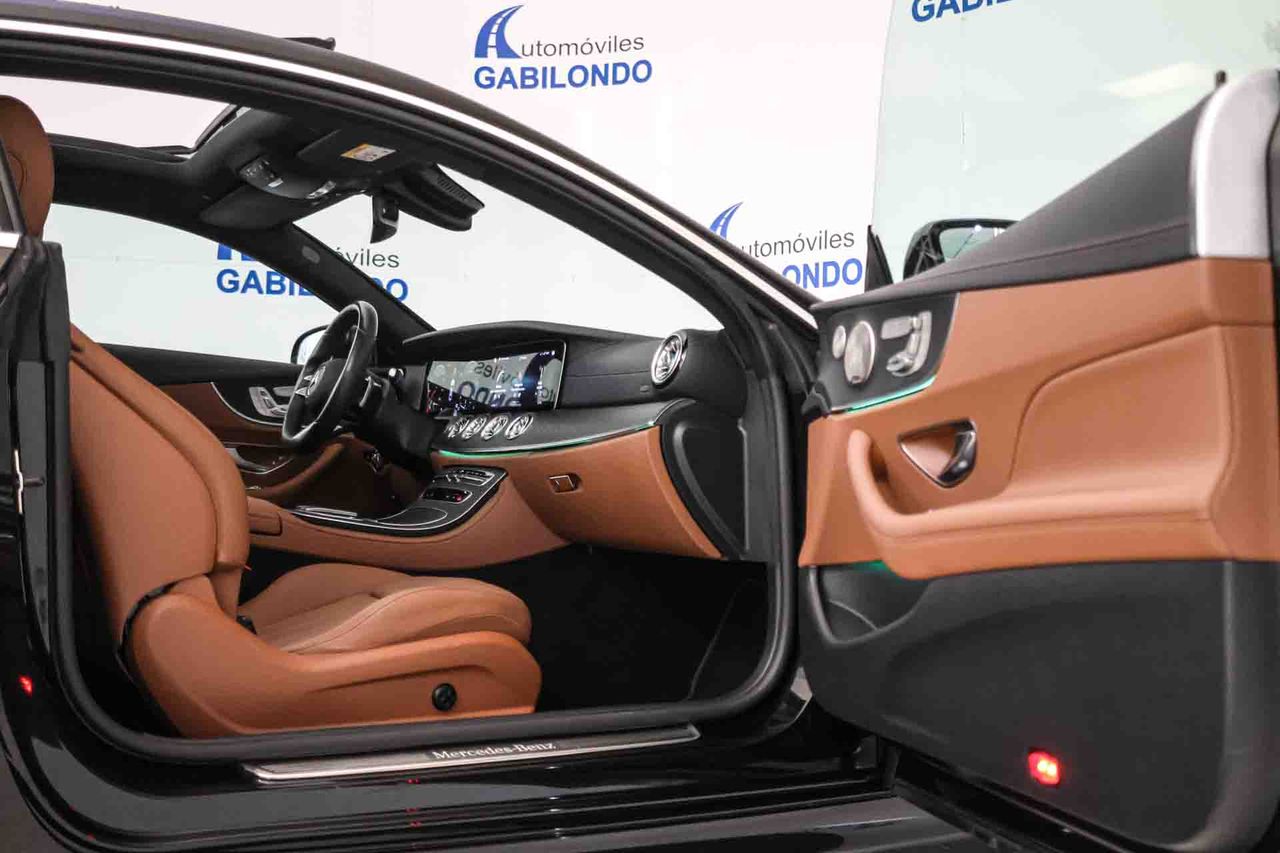 Mercedes Clase E E 220 d Coupé AMG Line **Techo solar** - Foto 53