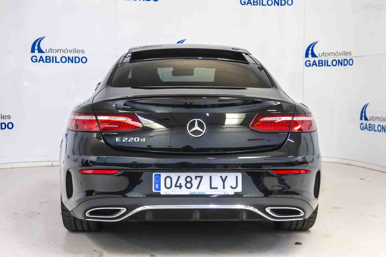 Mercedes Clase E E 220 d Coupé AMG Line **Techo solar** - Foto 5