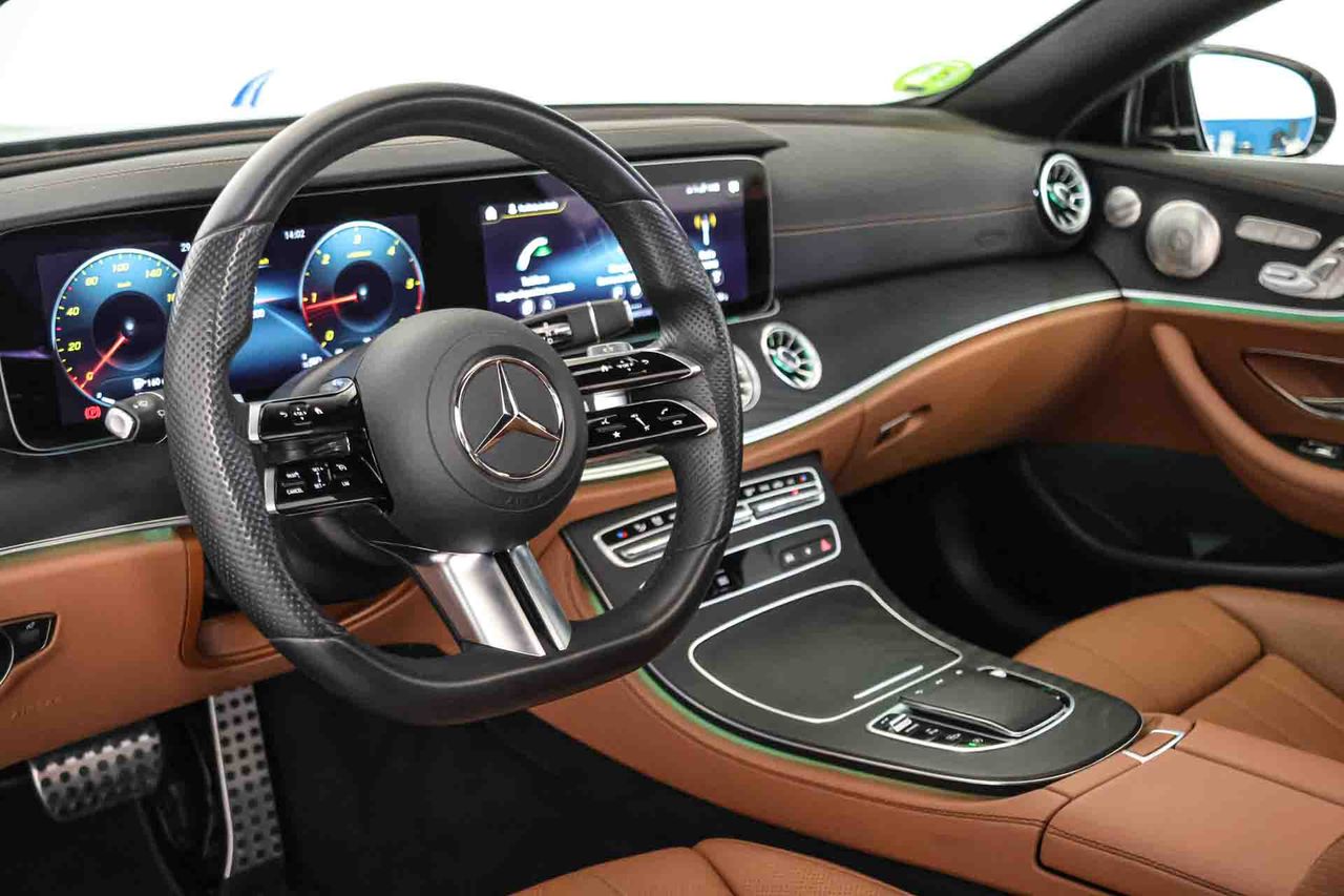 Mercedes Clase E E 220 d Coupé AMG Line **Techo solar** - Foto 6
