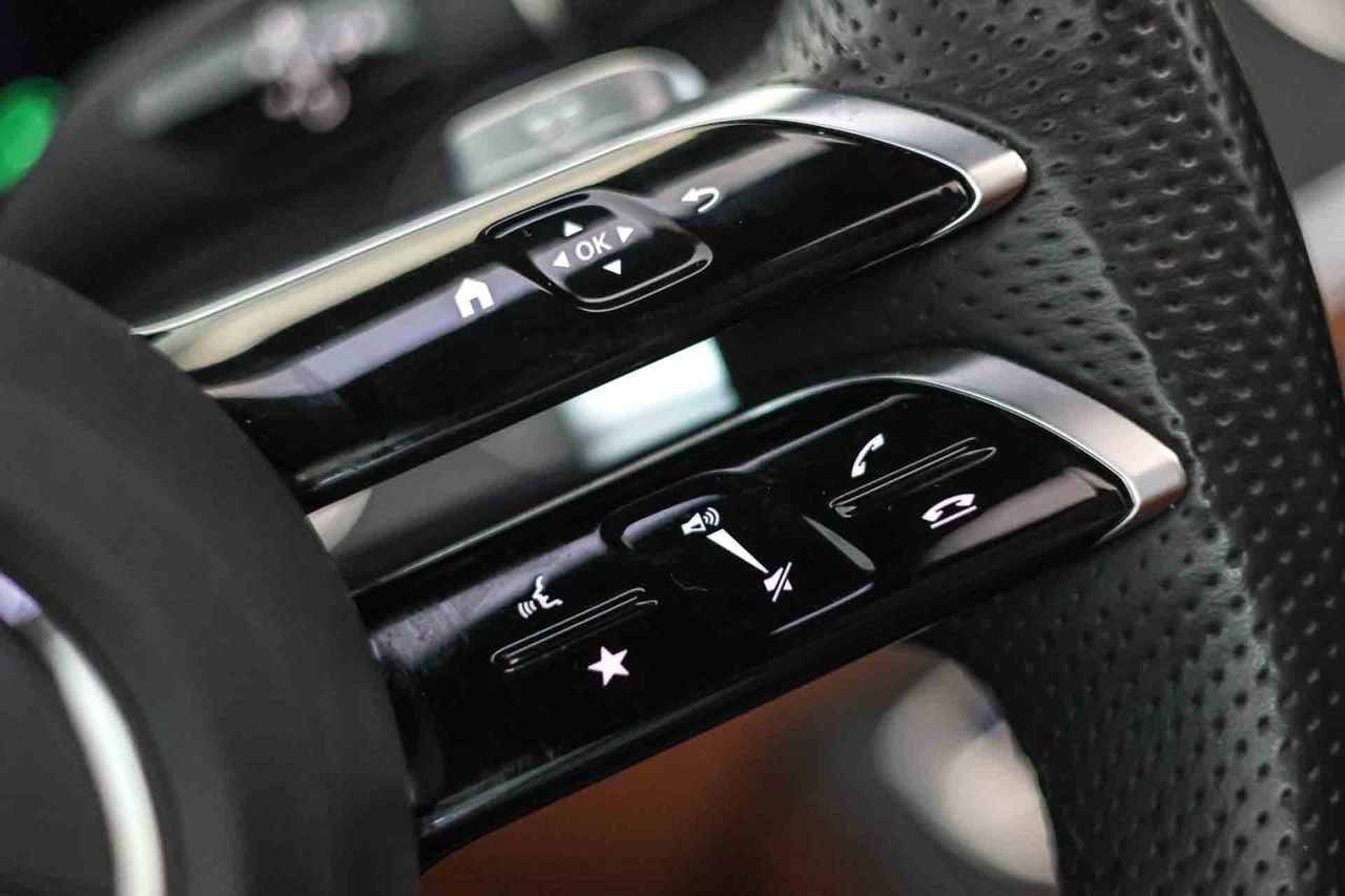 Mercedes Clase E E 220 d Coupé AMG Line **Techo solar** - Foto 44