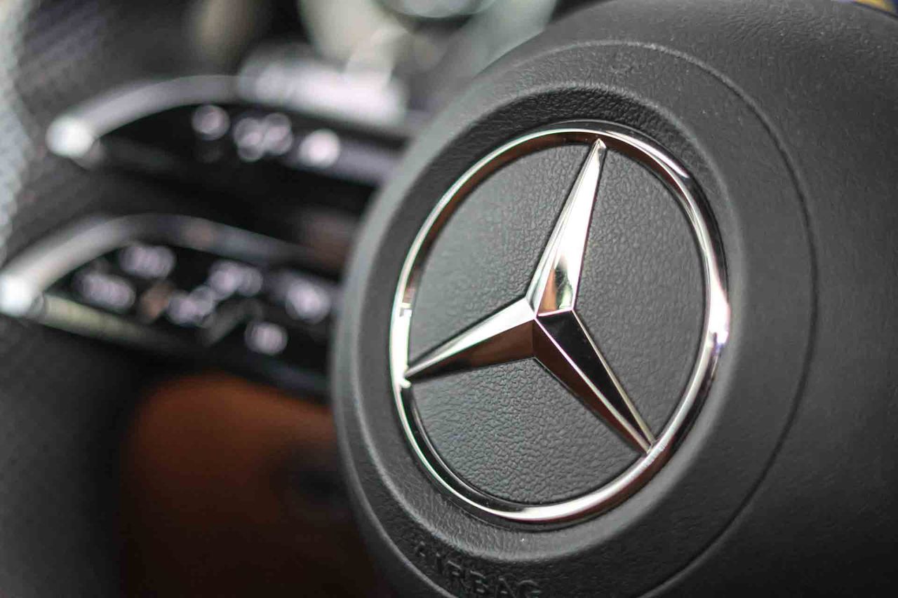 Mercedes Clase E E 220 d Coupé AMG Line **Techo solar** - Foto 41