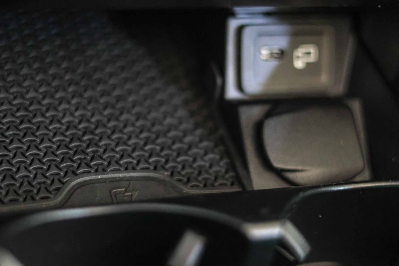Mercedes Clase E E 220 d Coupé AMG Line **Techo solar** - Foto 49