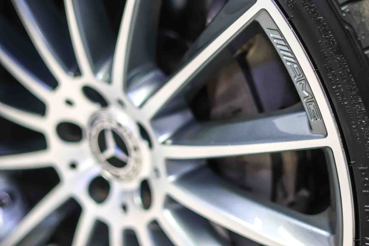 Mercedes Clase E E 220 d Coupé AMG Line **Techo solar** - Foto 15