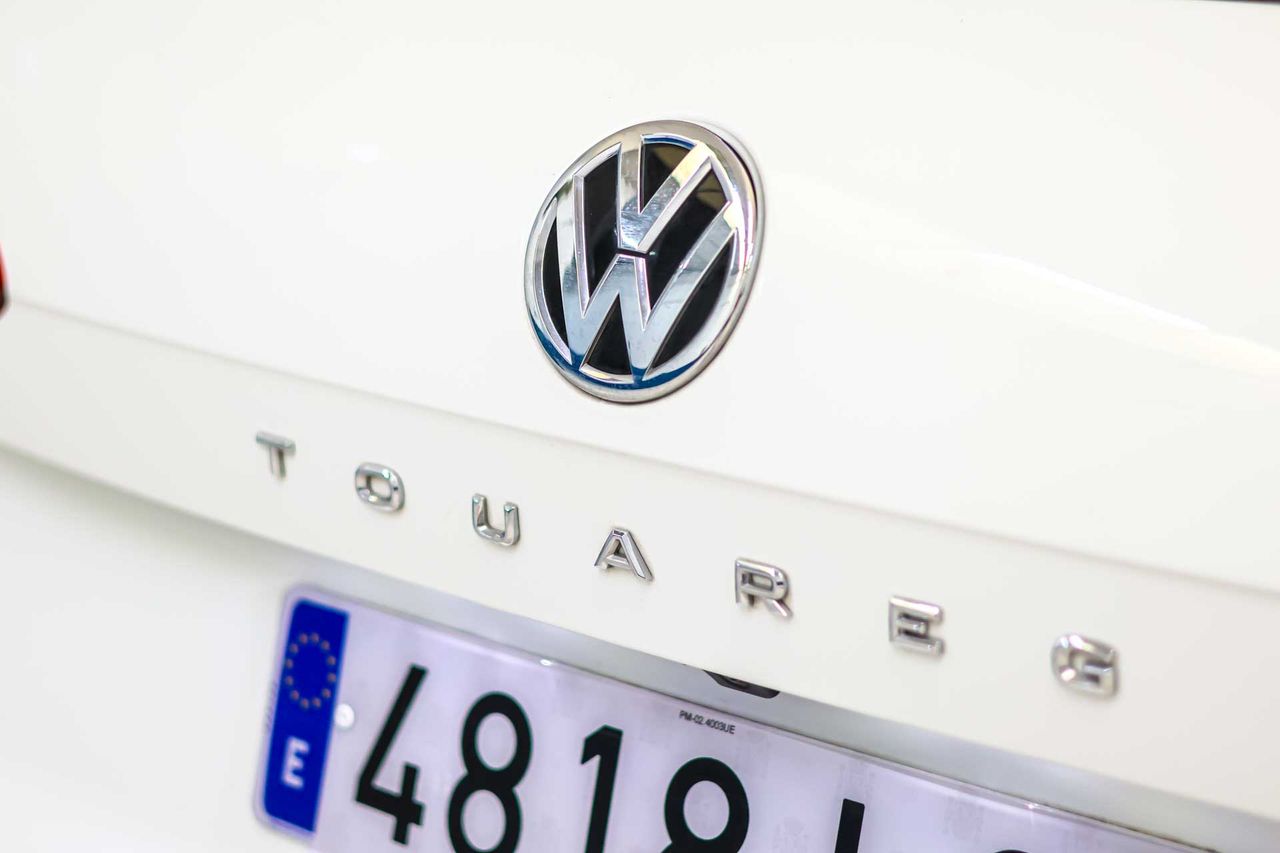 Volkswagen Touareg R-Line 3.0 TDI 170kW (231CV) Tip 4Motion **Techo panorámico** - Foto 12