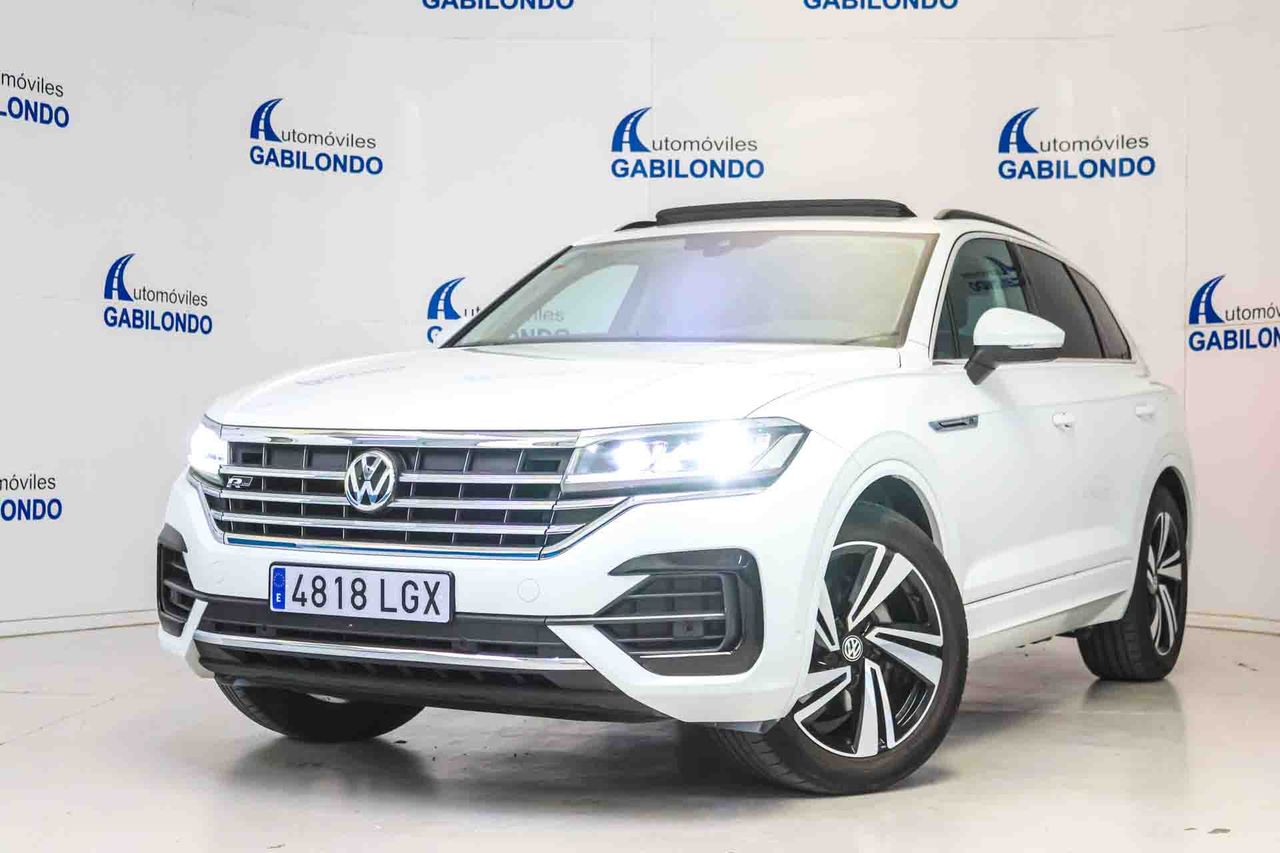 Volkswagen Touareg R-Line 3.0 TDI 170kW (231CV) Tip 4Motion **Techo panorámico** - Foto 10