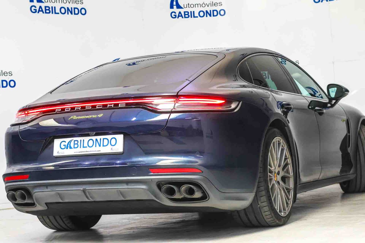 Porsche Panamera 4 E-Hybrid Platinum Edition **Techo panorámico** - Foto 32