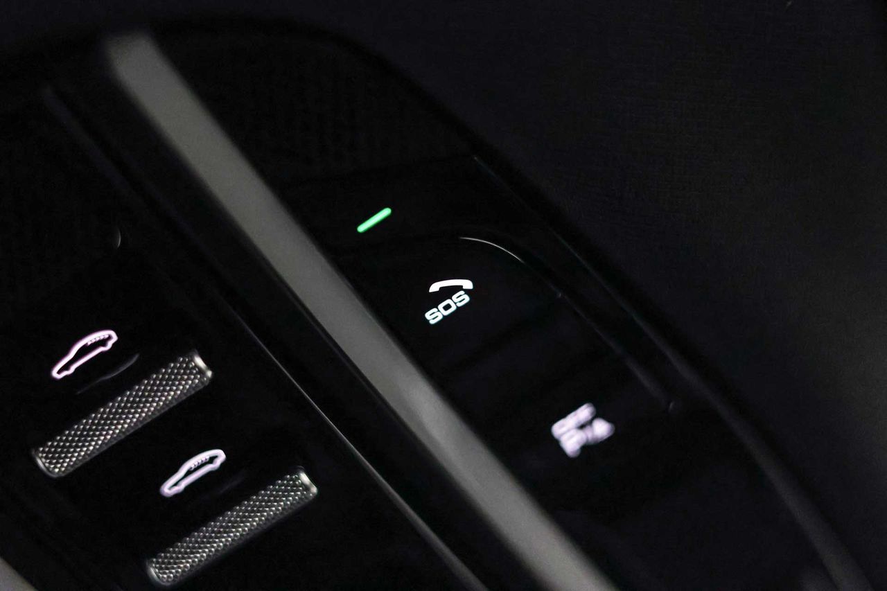 Porsche Panamera 4 E-Hybrid Platinum Edition **Techo panorámico** - Foto 54