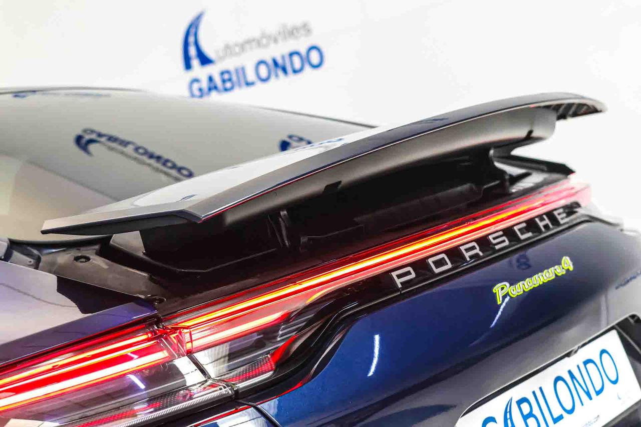 Porsche Panamera 4 E-Hybrid Platinum Edition **Techo panorámico** - Foto 28