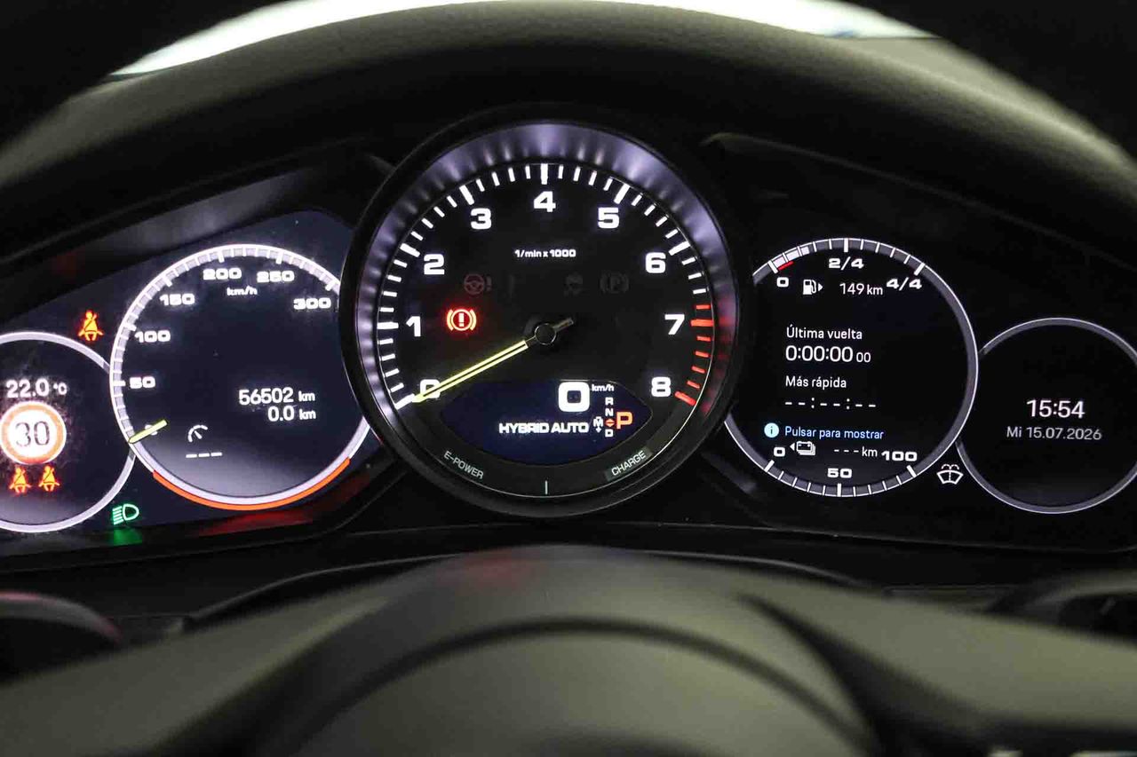 Porsche Panamera 4 E-Hybrid Platinum Edition **Techo panorámico** - Foto 49