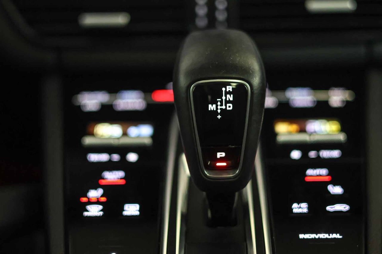 Porsche Cayenne E-Hybrid Coupé **Techo panorámico** - Foto 50