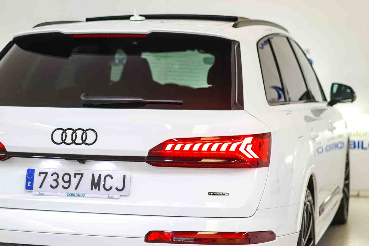 Audi Q7 Black line plus 45 TDI 170kW qua. ti. SLine **Techo panorámico** 7 Plazas - Foto 23