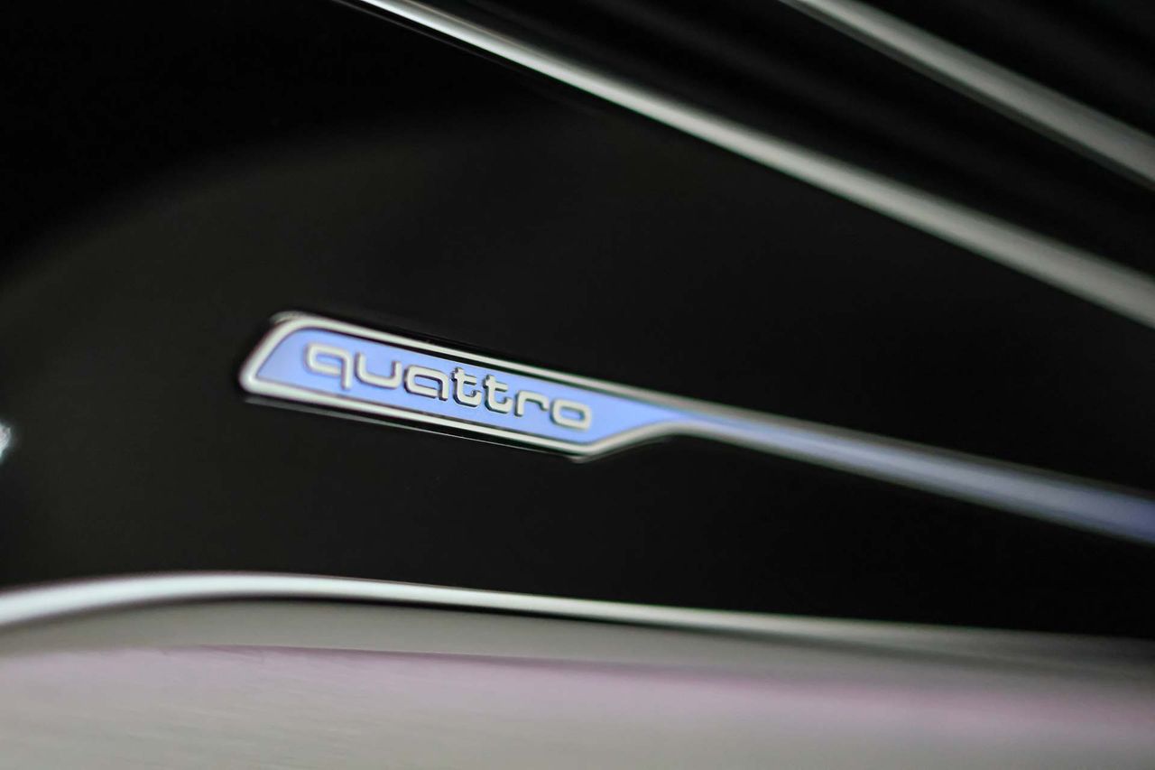Audi Q7 Black line plus 45 TDI 170kW qua. ti. SLine **Techo panorámico** 7 Plazas - Foto 52