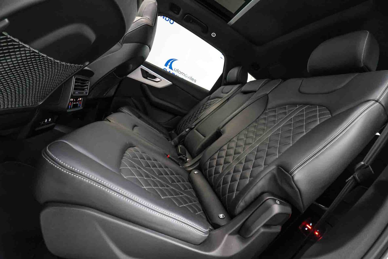 Audi Q7 Black line plus 45 TDI 170kW qua. ti. SLine **Techo panorámico** 7 Plazas - Foto 53