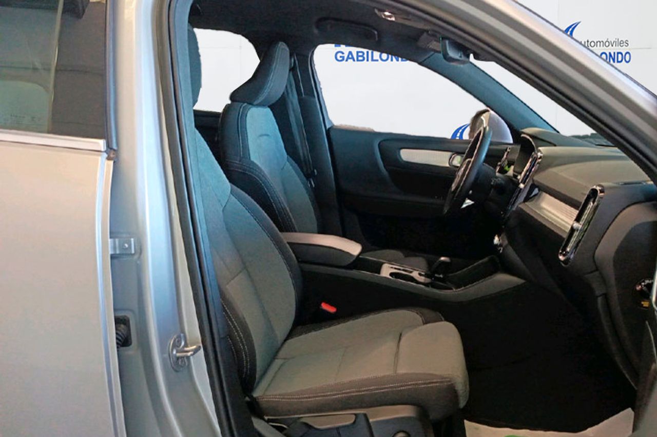 Volvo XC40 1.5 T4 Recharge PHEV Essential Auto - Foto 5