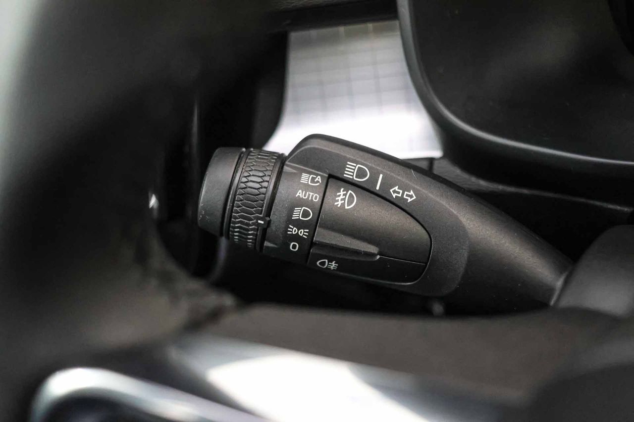 Volvo XC40 1.5 T4 Recharge PHEV Essential Auto - Foto 40