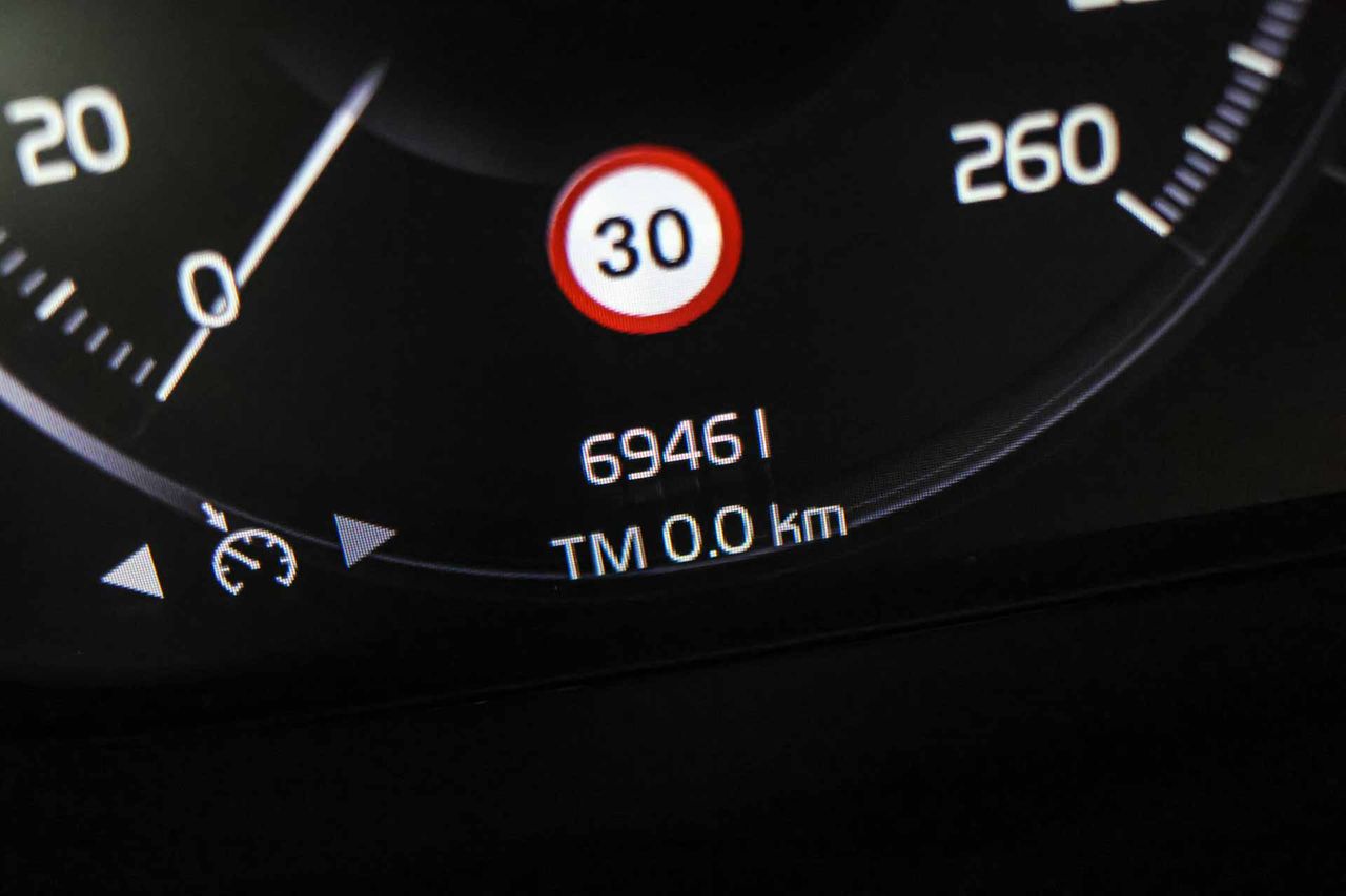 Volvo XC40 1.5 T4 Recharge PHEV Essential Auto - Foto 7