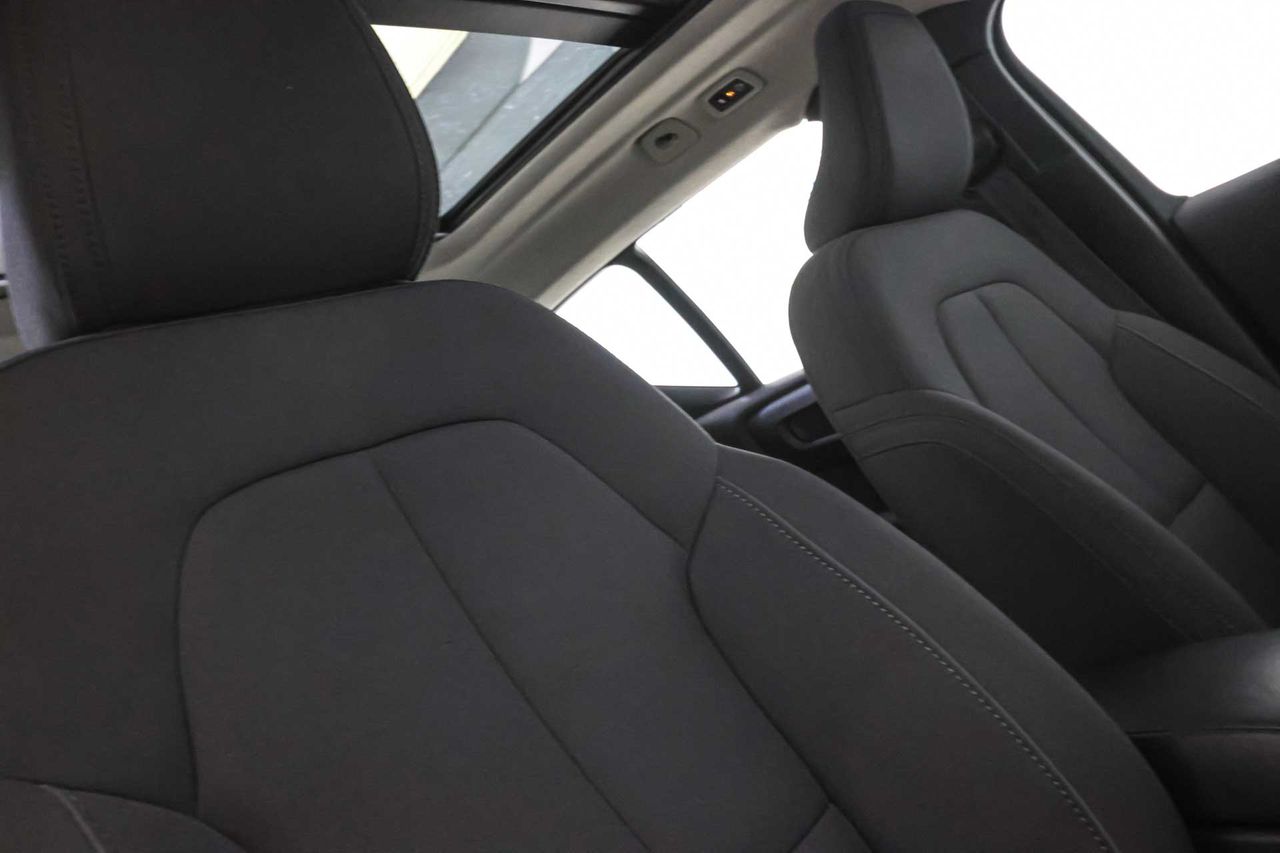 Volvo XC40 1.5 T4 Twin Recharge Core Auto - Foto 51