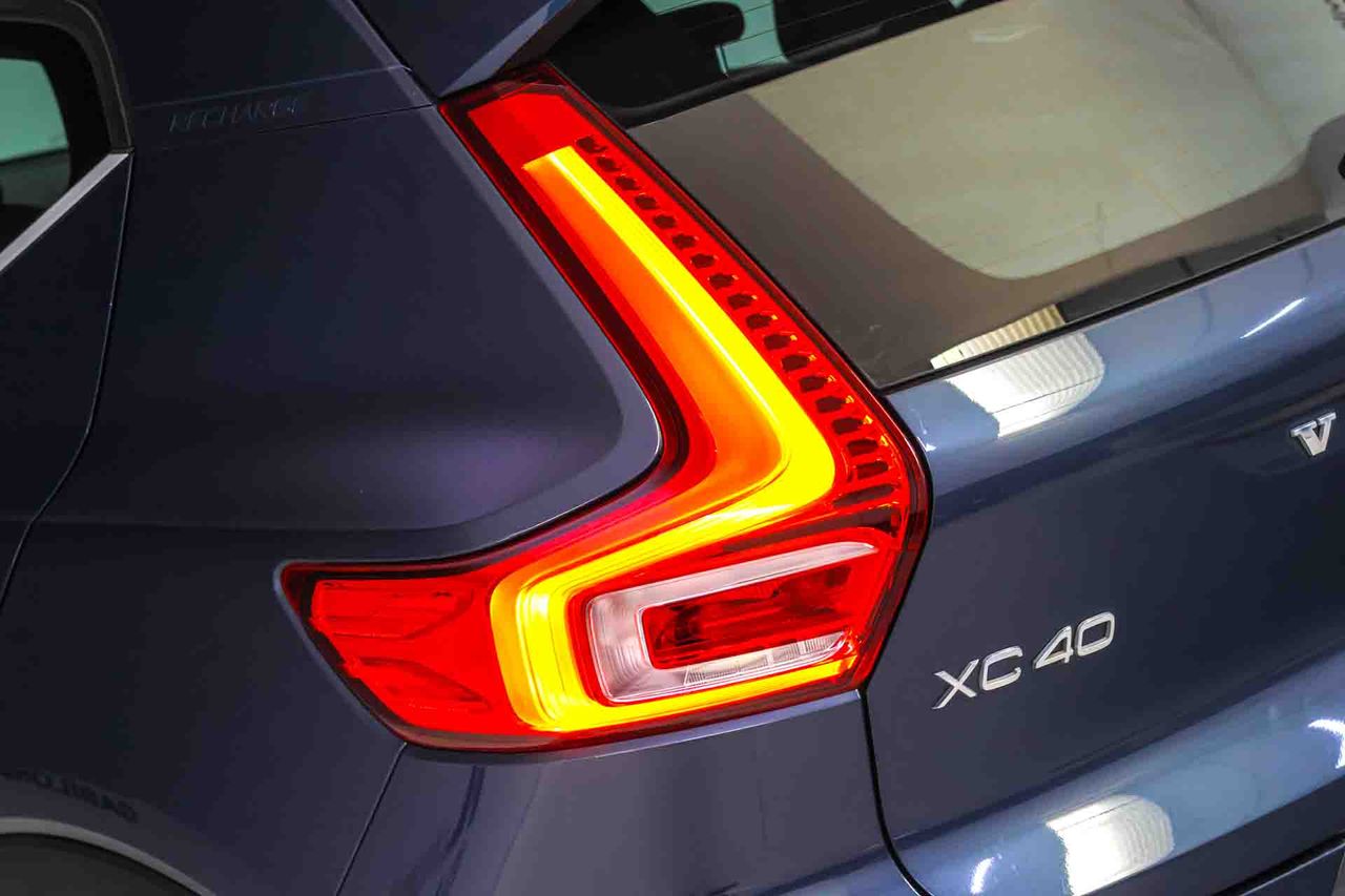 Volvo XC40 1.5 T4 Twin Recharge Core Auto - Foto 23