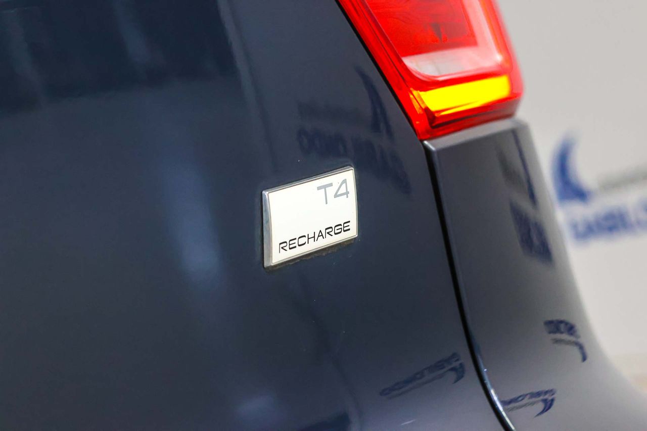 Volvo XC40 1.5 T4 Twin Recharge Core Auto - Foto 19