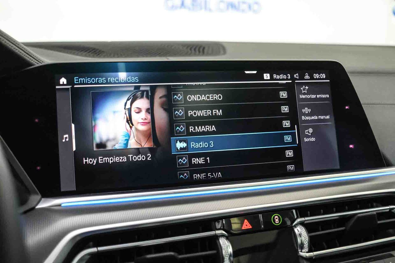 BMW X5 xDrive45e **Techo panorámico** - Foto 67