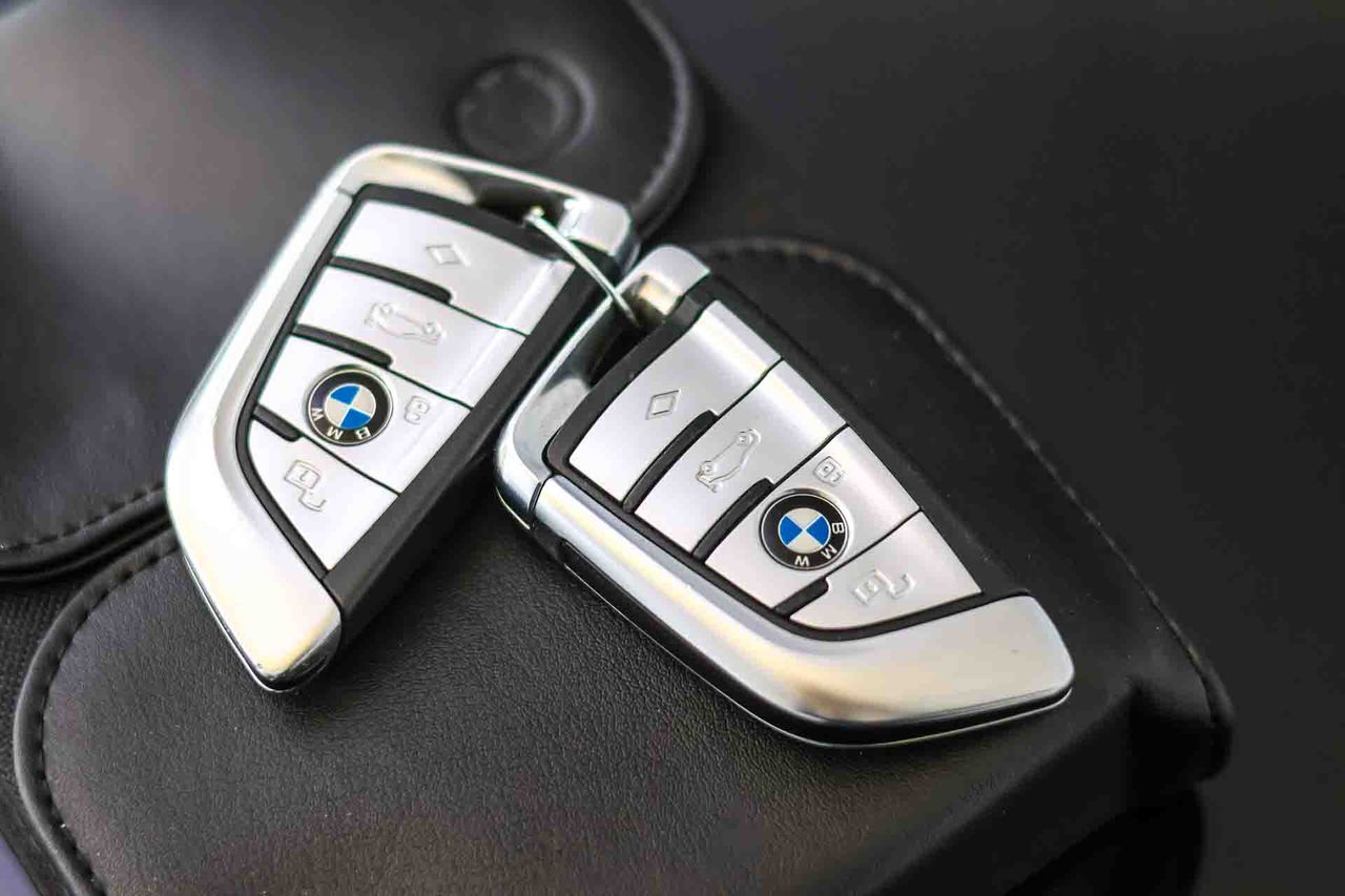 BMW X5 xDrive45e **Techo panorámico** - Foto 77