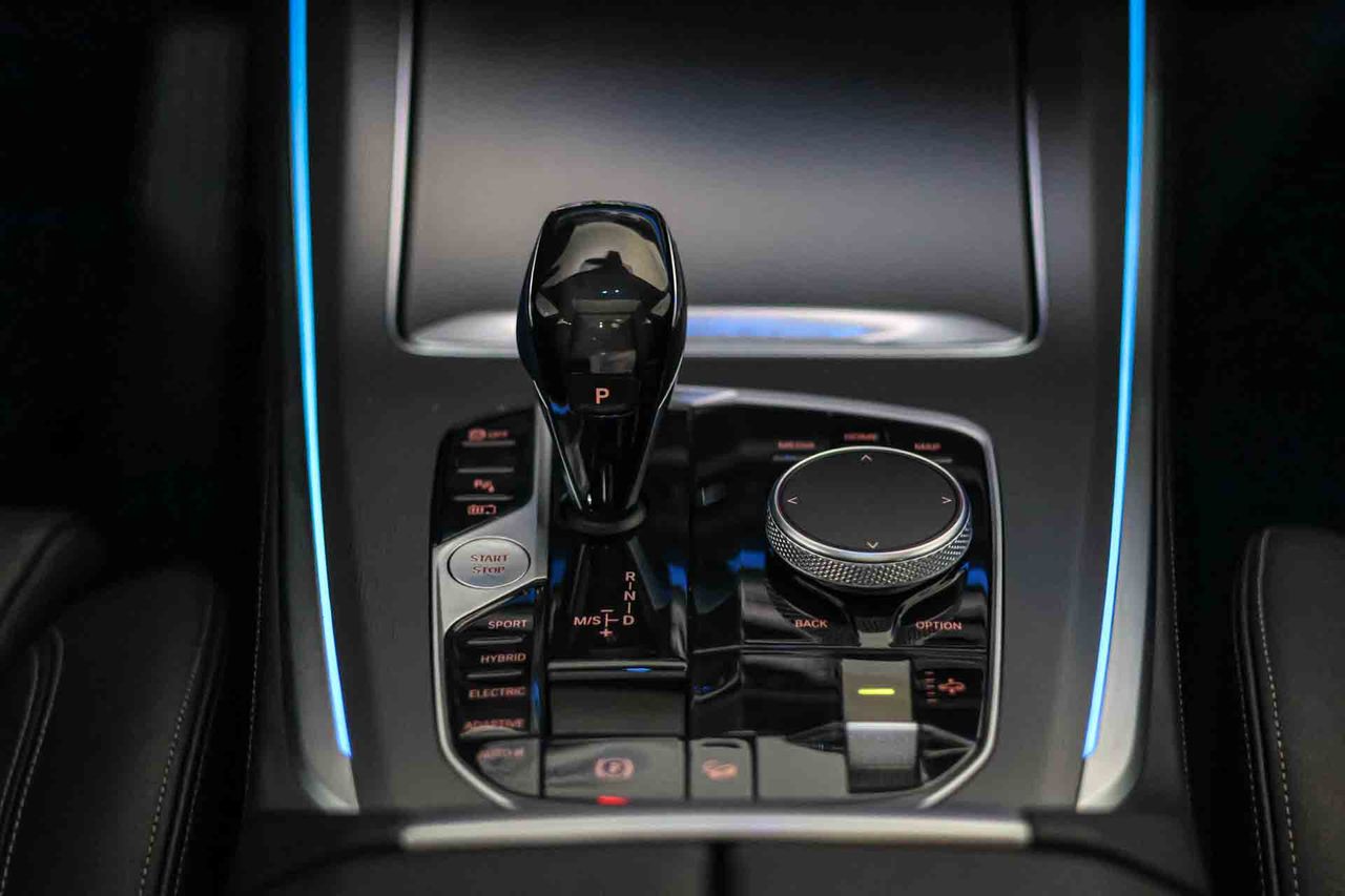 BMW X5 xDrive45e **Techo panorámico** - Foto 49