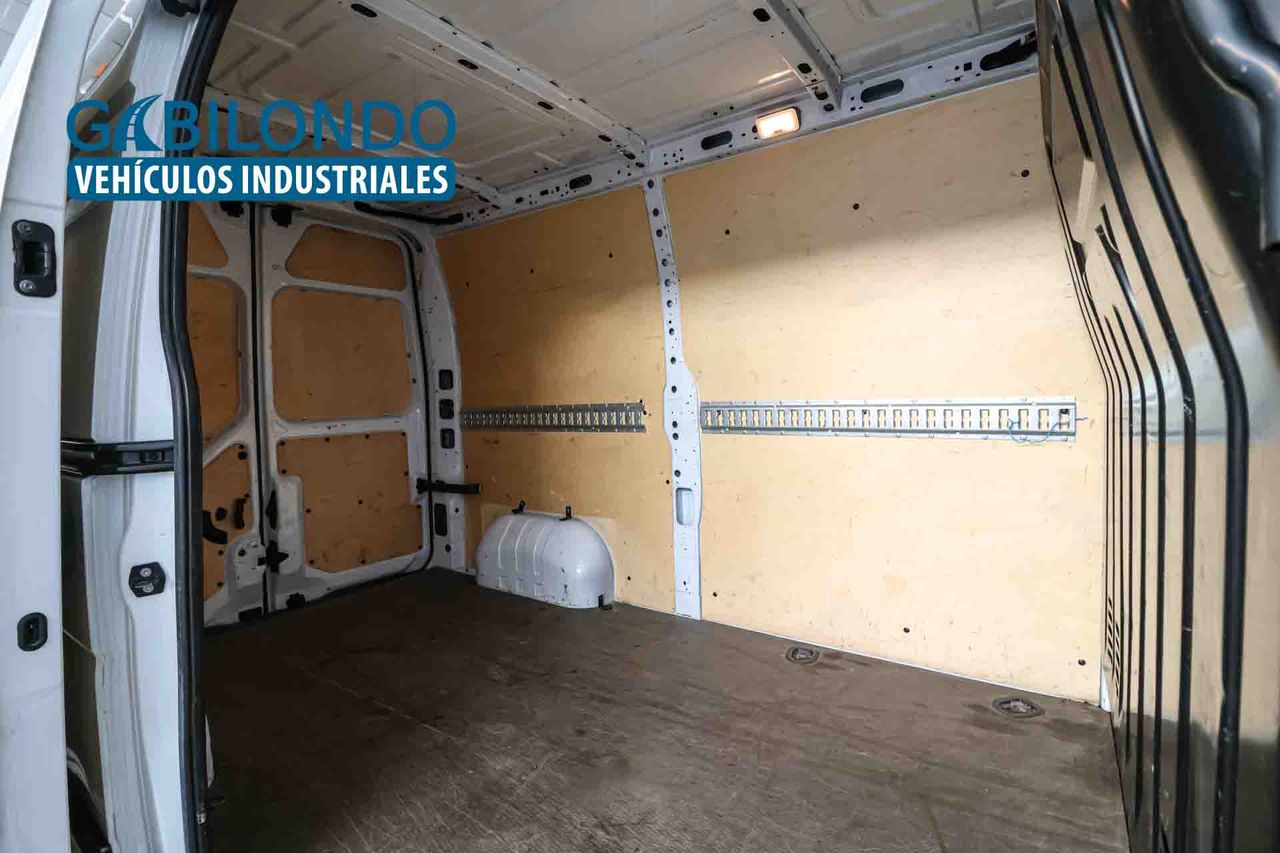 Renault Master Furgón L2H2 3300 Blue dCi 135 Advance - Foto 7