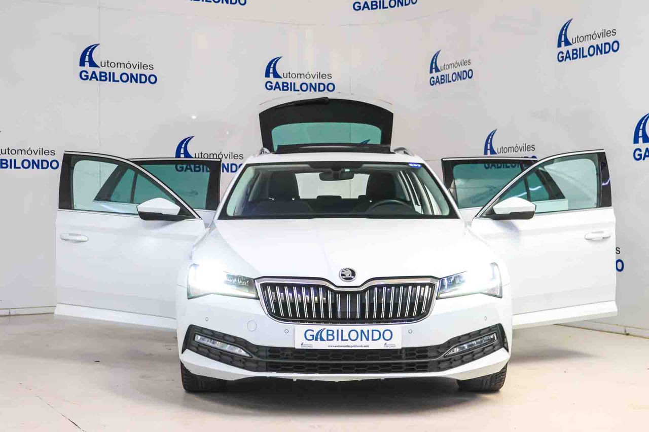 Skoda Superb Combi 2.0 TDI 110kW (150CV) DSG Ambition **Techo panorámico** - Foto 22