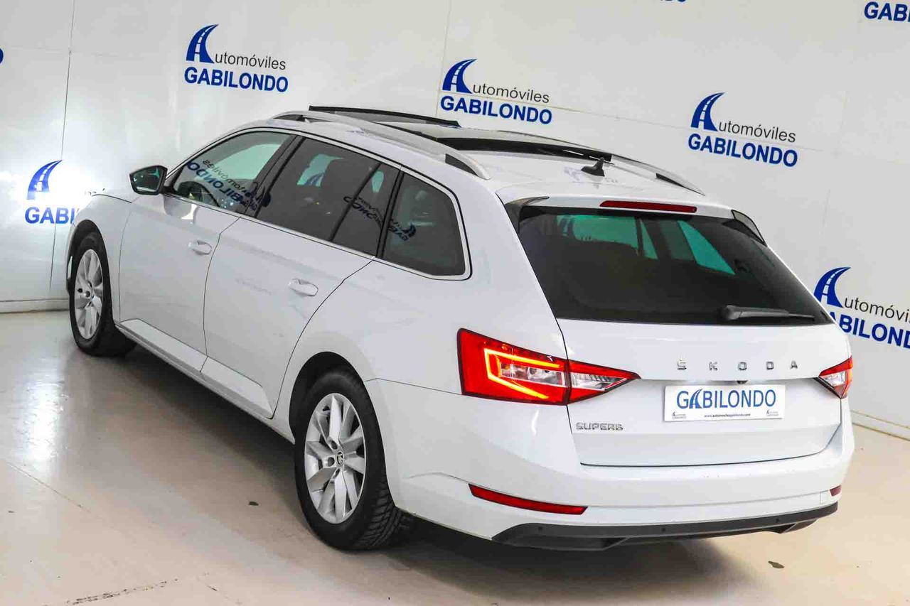 Skoda Superb Combi 2.0 TDI 110kW (150CV) DSG Ambition **Techo panorámico** - Foto 14