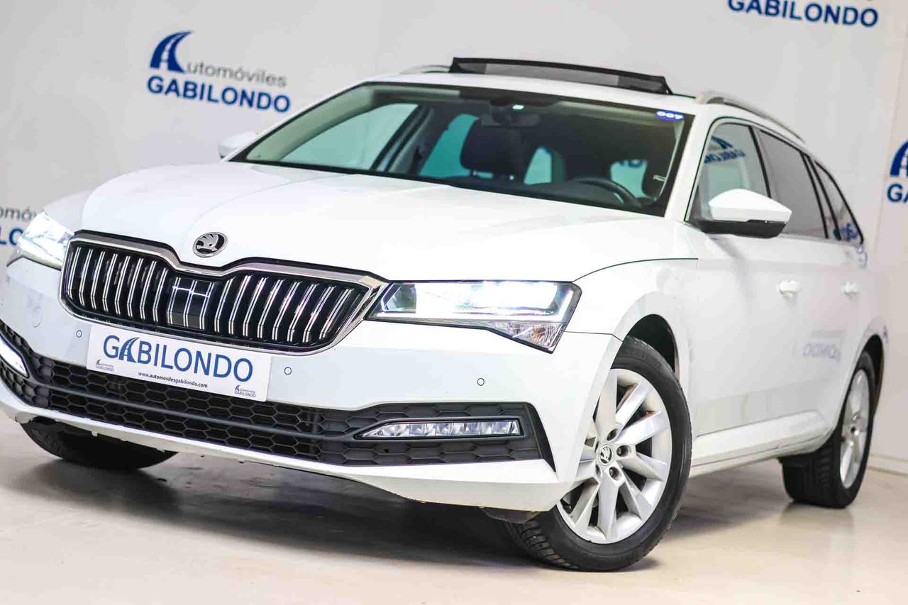 Skoda Superb Combi 2.0 TDI 110kW (150CV) DSG Ambition **Techo panorámico** - Foto 26