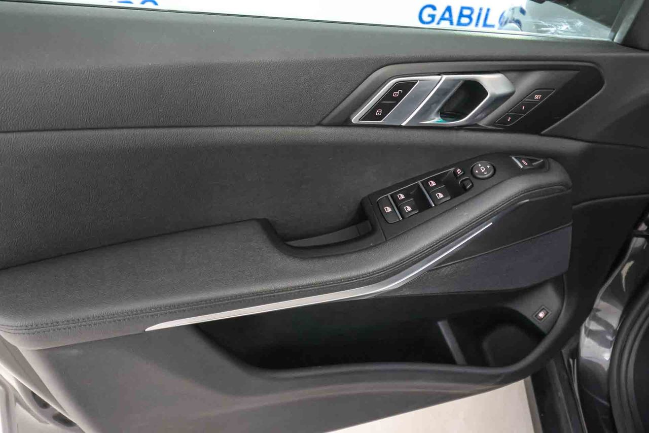 BMW X5 xDrive45e - Foto 37