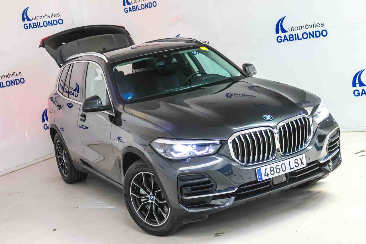 BMW X5 xDrive45e - Foto 26