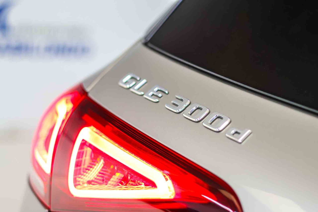 Mercedes GLE GLE 300 d 4MATIC **Techo panorámico** - Foto 13