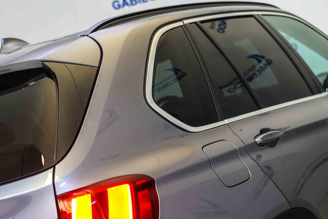 BMW X5 xDrive30d **Techo panorámico** - Foto 26