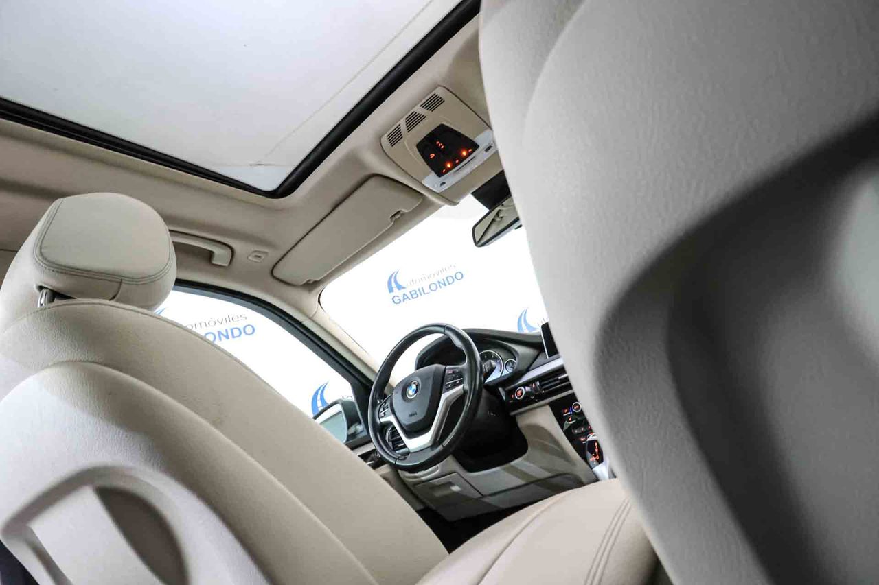 BMW X5 xDrive30d **Techo panorámico** - Foto 33