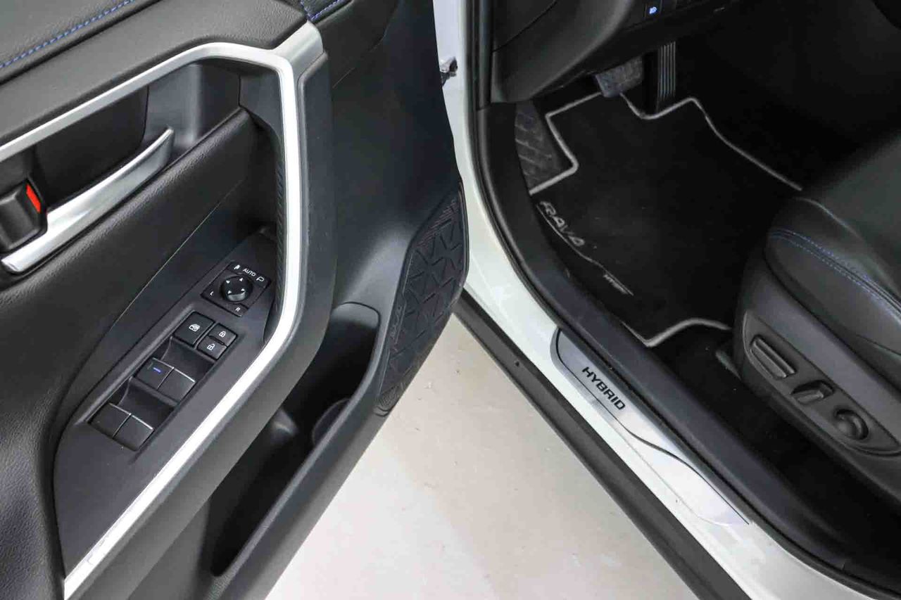 Toyota Rav4 2.5l hybrid 2WD Feel! - Foto 33