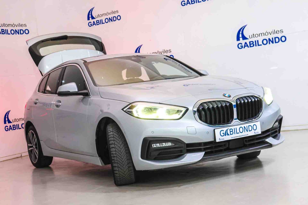 BMW Serie 1 118d Business Auto. - Foto 19