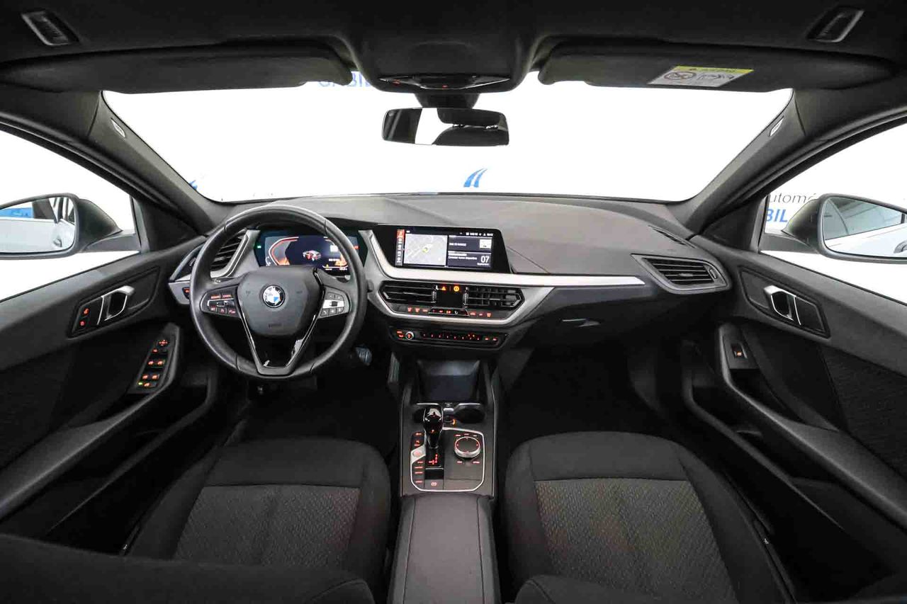 BMW Serie 1 118d Business Auto. - Foto 30