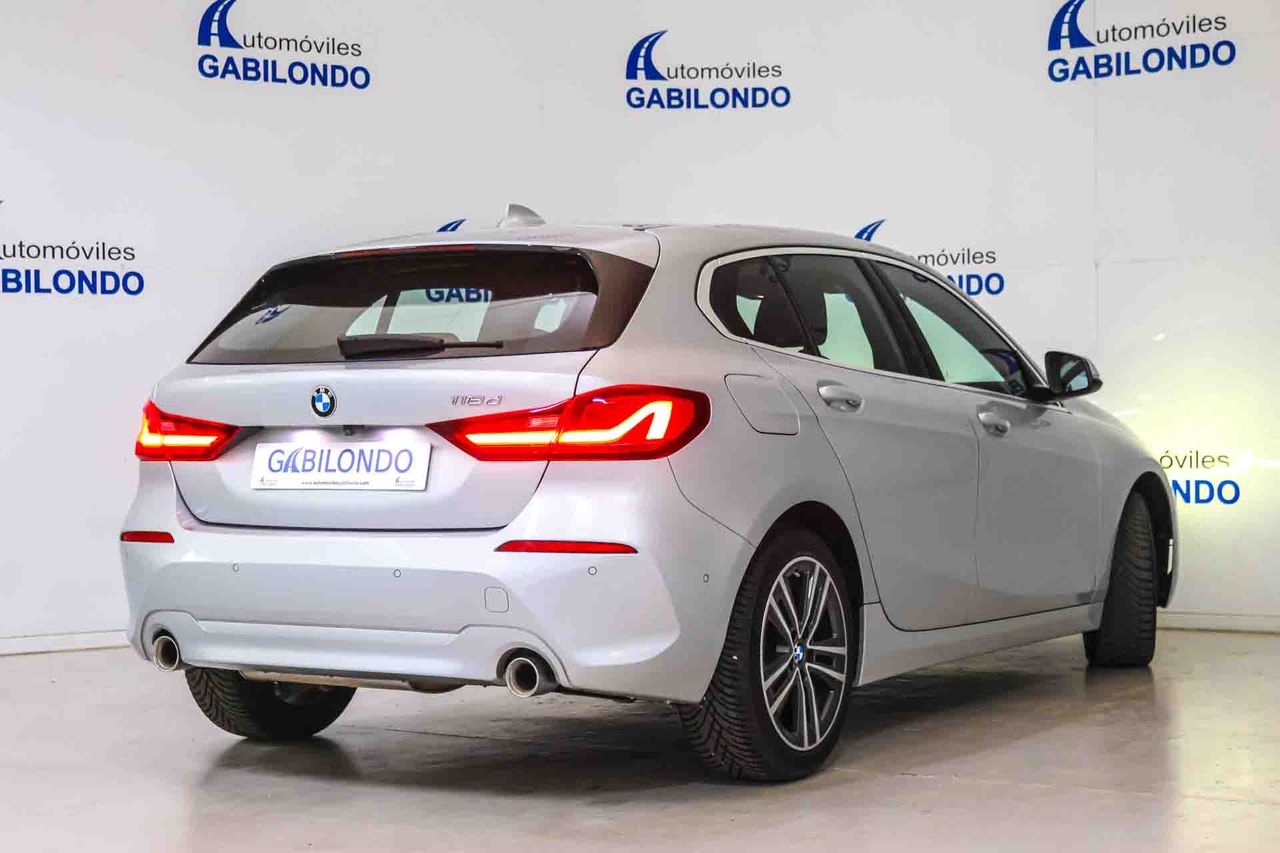 BMW Serie 1 118d Business Auto. - Foto 10
