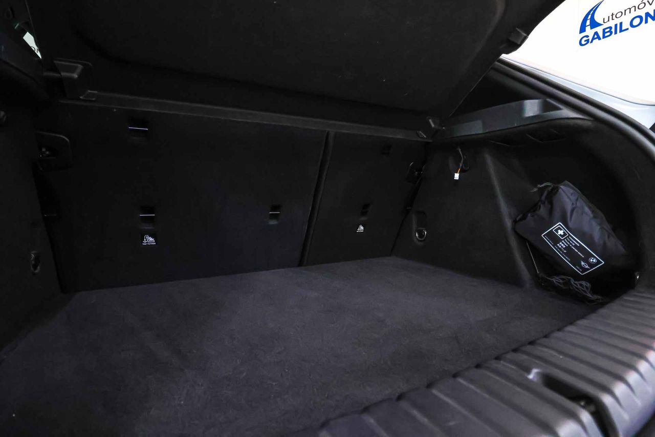 BMW Serie 1 118d Business Auto. - Foto 50