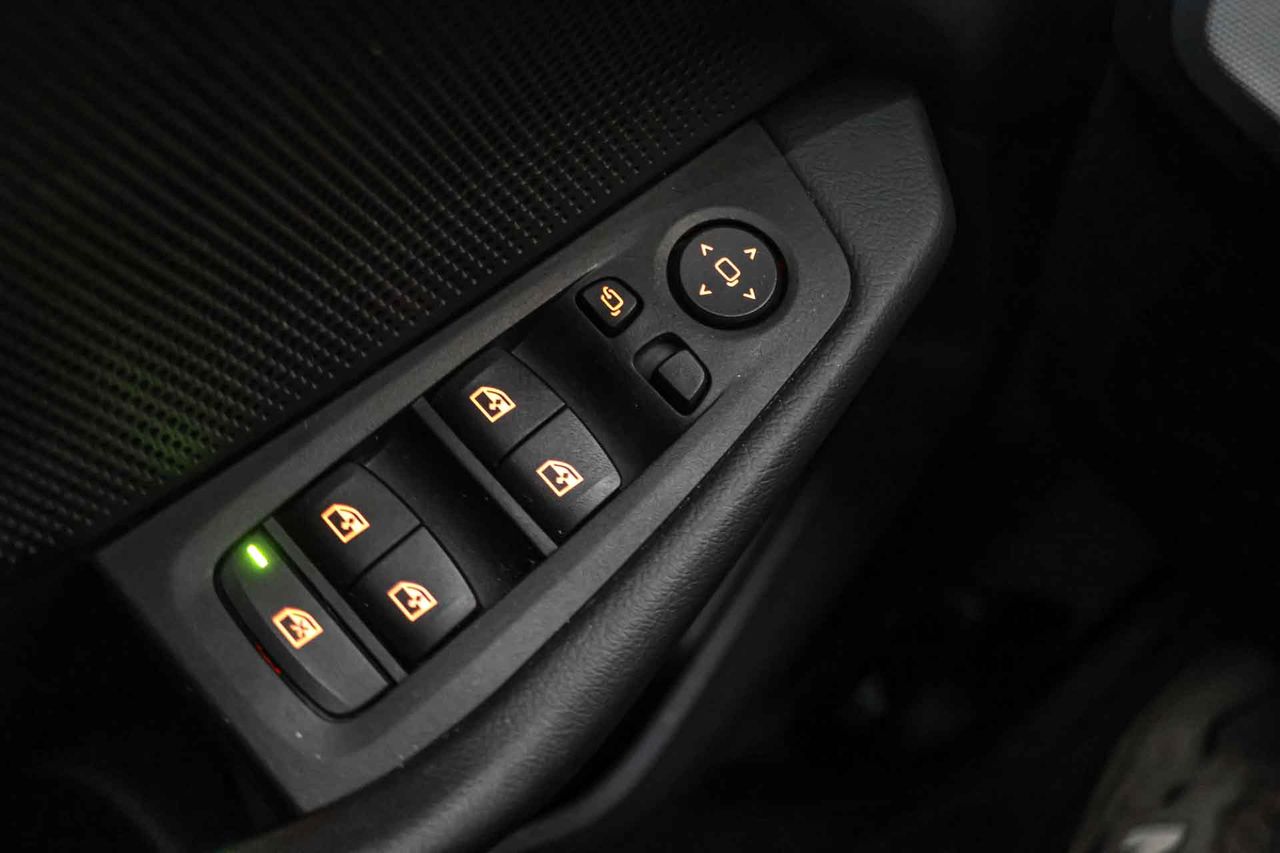 BMW Serie 1 118d Business Auto. - Foto 28