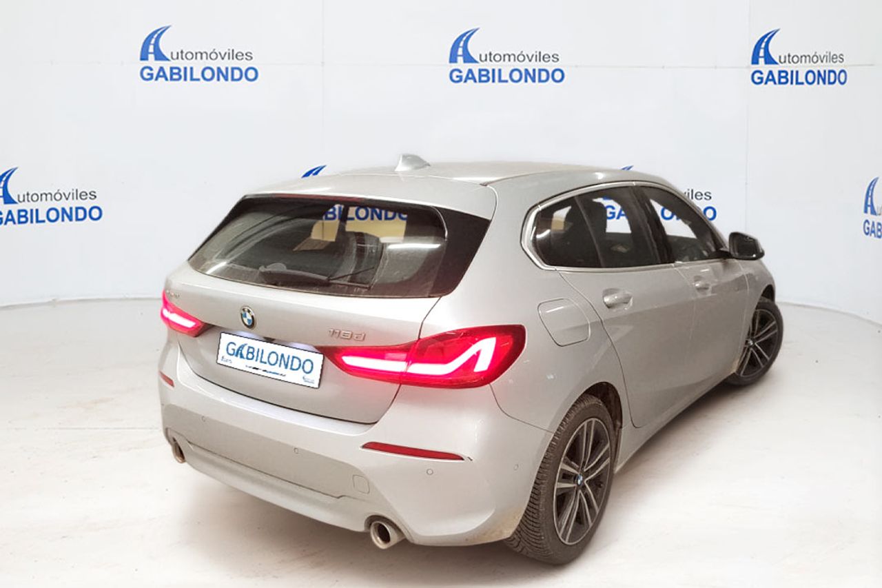 BMW Serie 1 118d Business Auto. - Foto 8