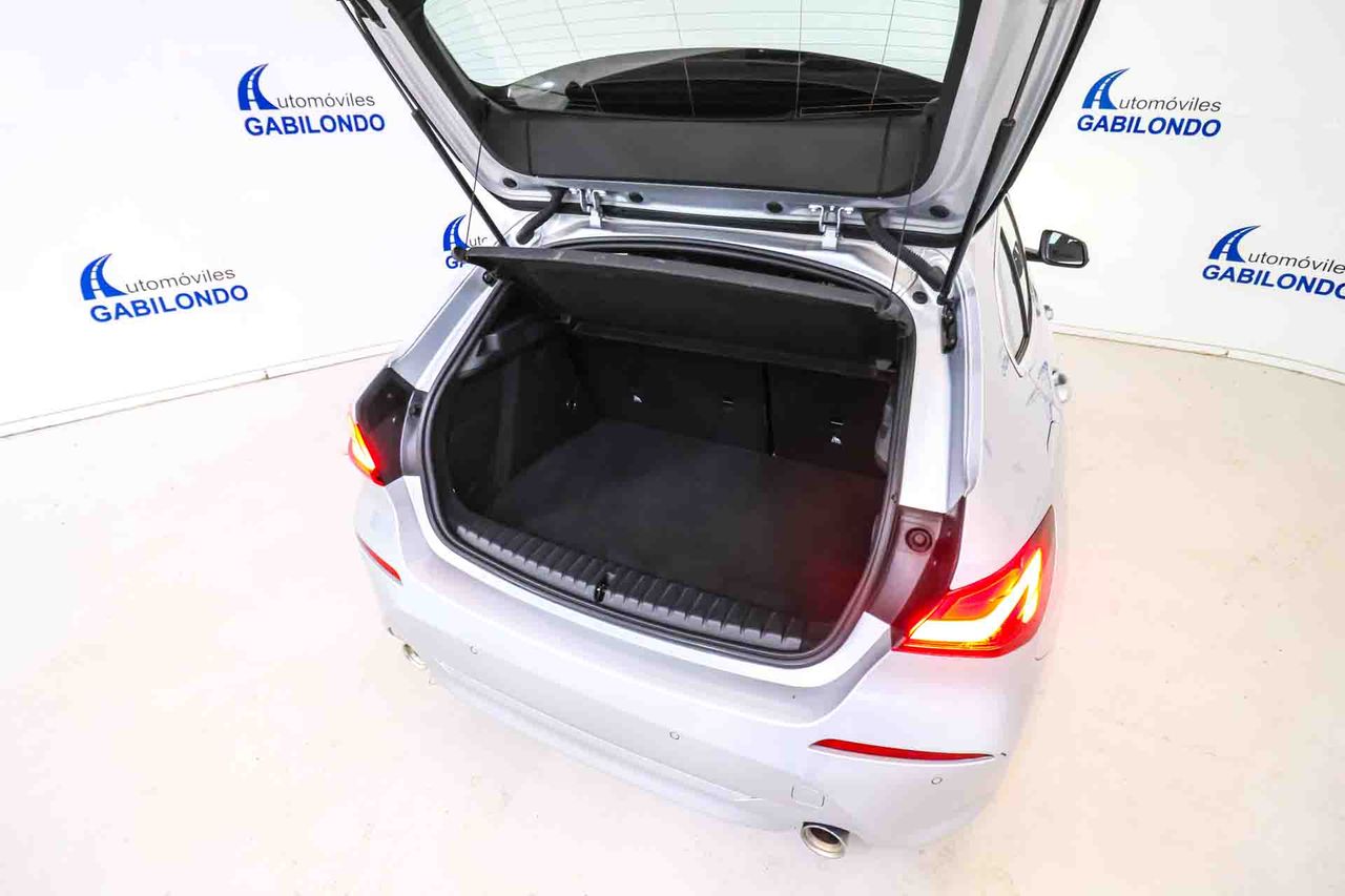 BMW Serie 1 118d Business Auto. - Foto 49